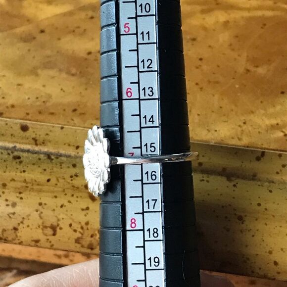 Natural Diamond Accent Sterling Silver Ring Size 7 - Picture 5 of 9